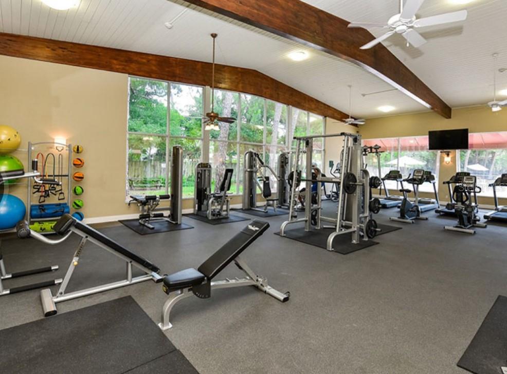 2700 COCONUT BAY LN #427