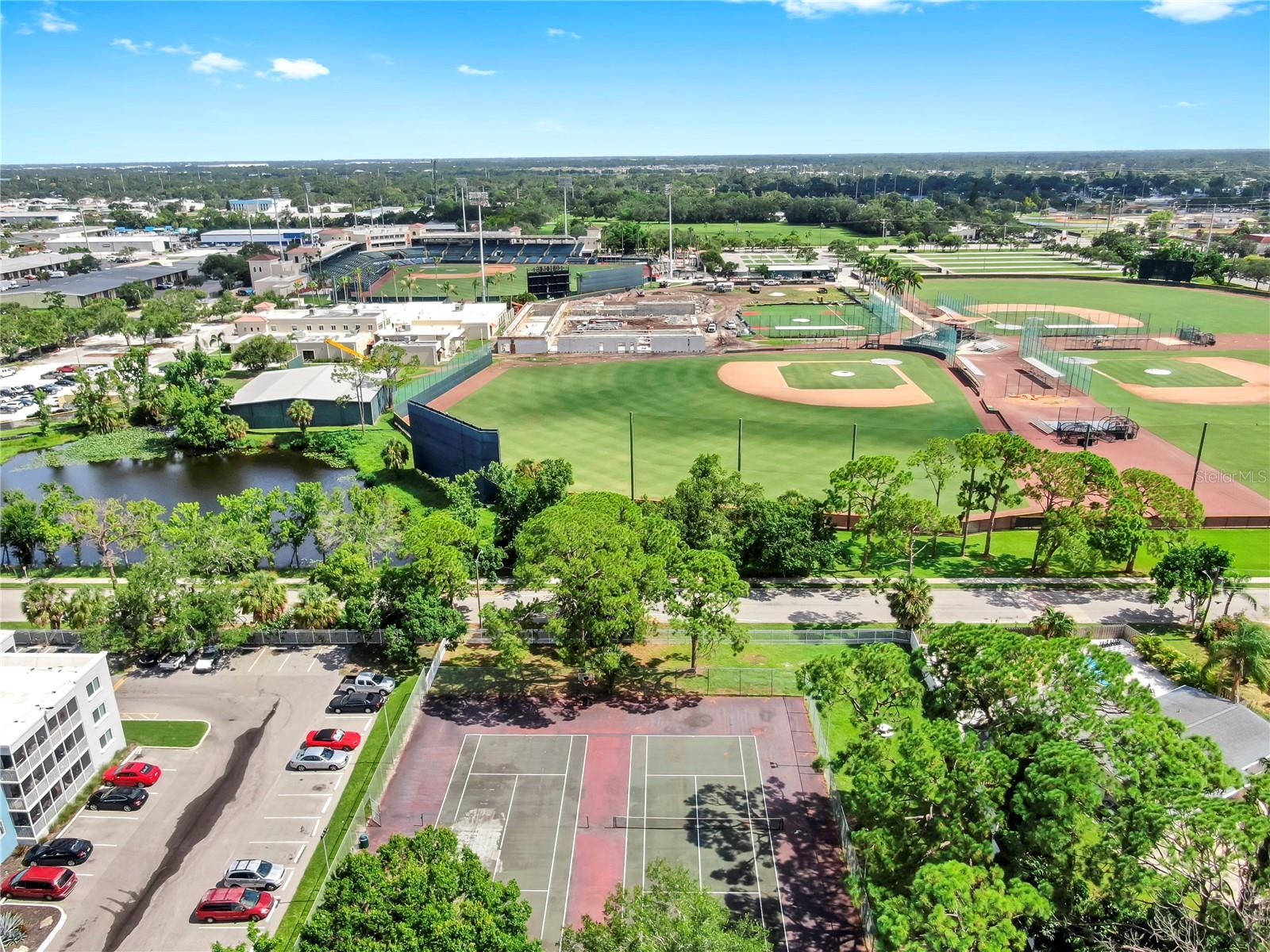 2700 COCONUT BAY LN #427