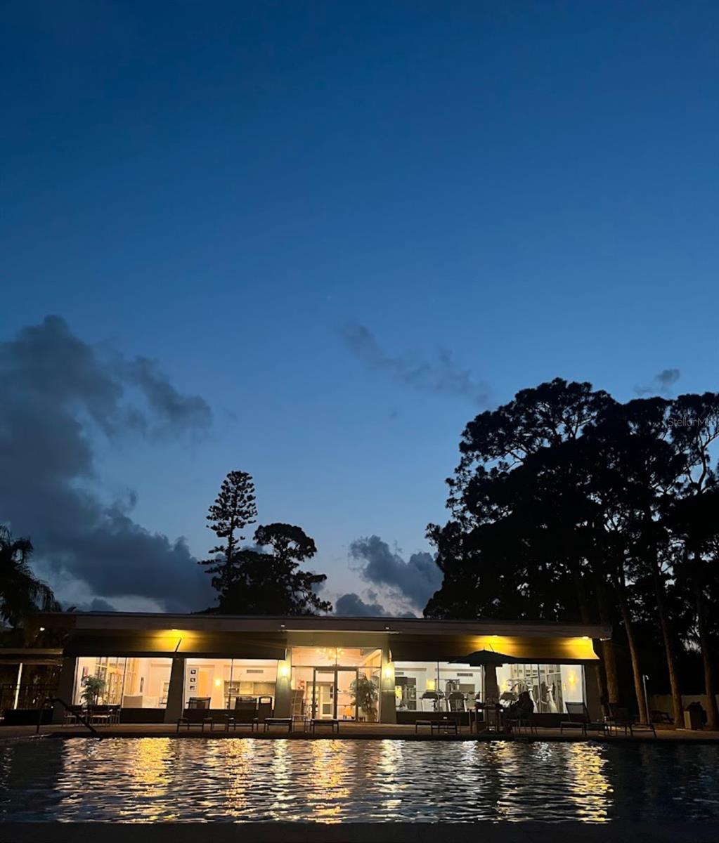 2700 COCONUT BAY LN #427