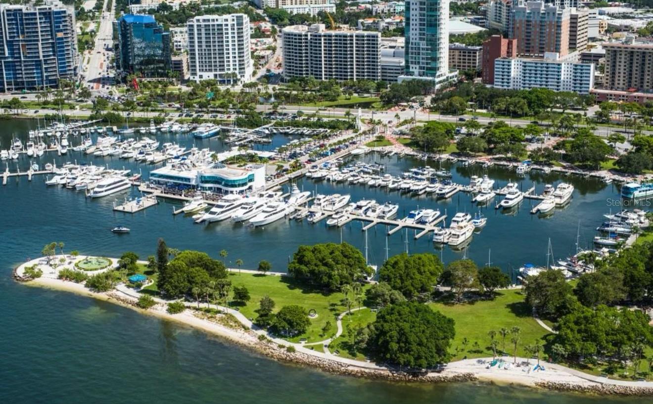 2700 COCONUT BAY LN #427