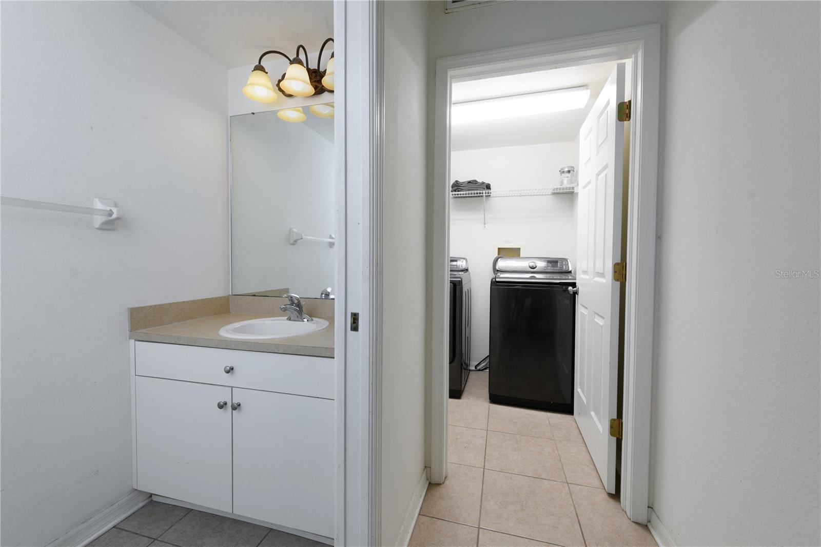 3153 PRAIRIE IRIS DR