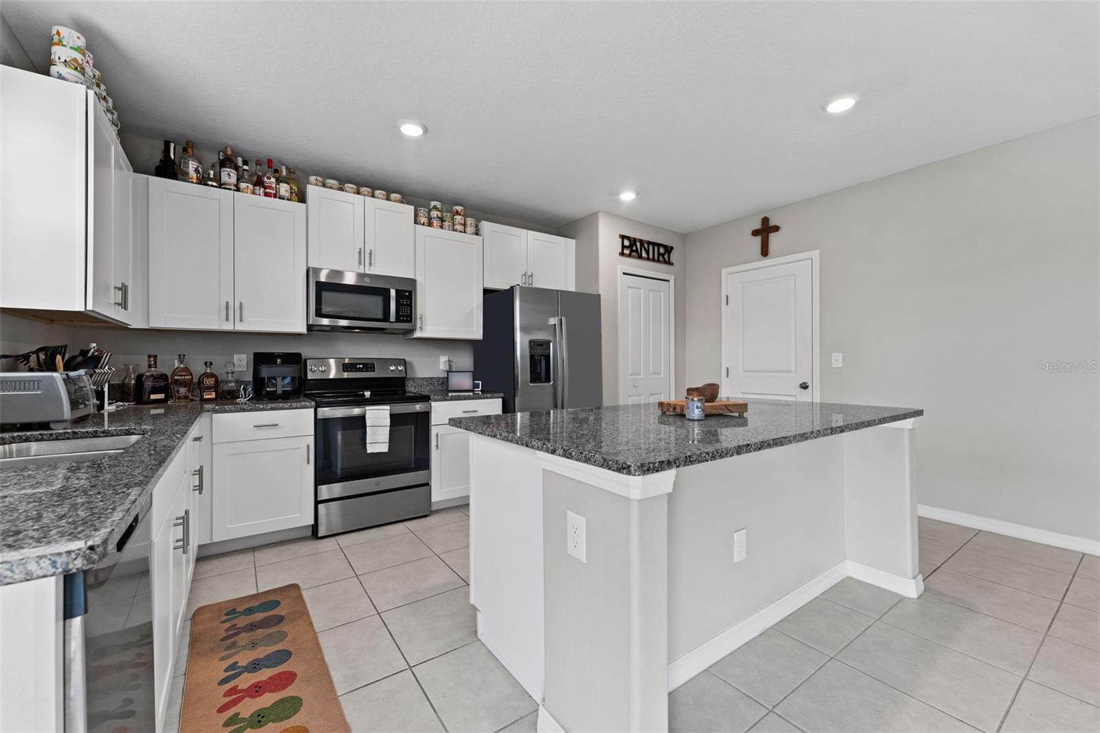 1454 TAHITIAN SUNRISE DR