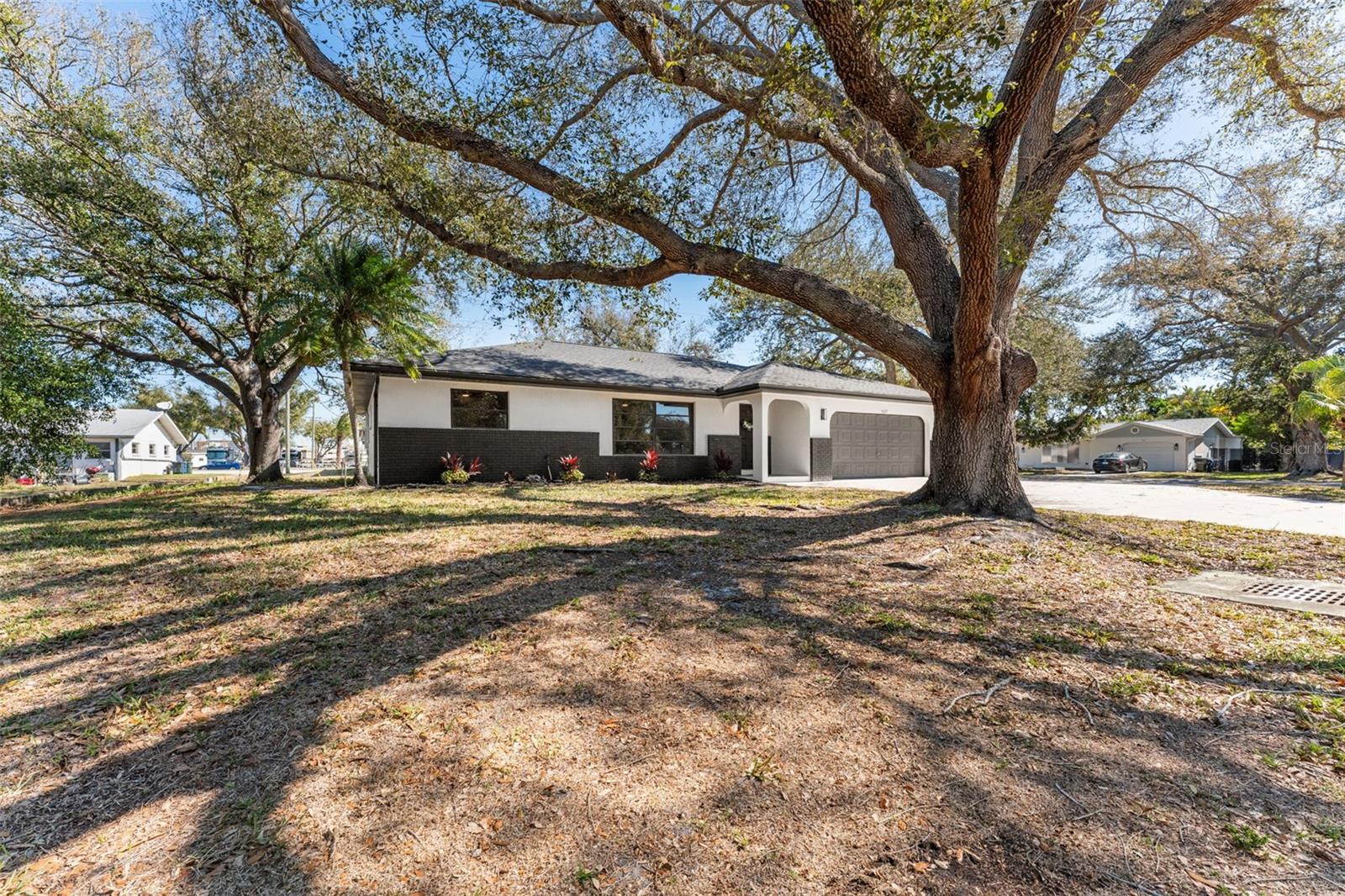 4227 BLOSSOM RD