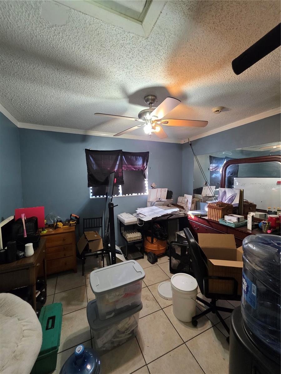 5623 GOLDEN NUGGET ST