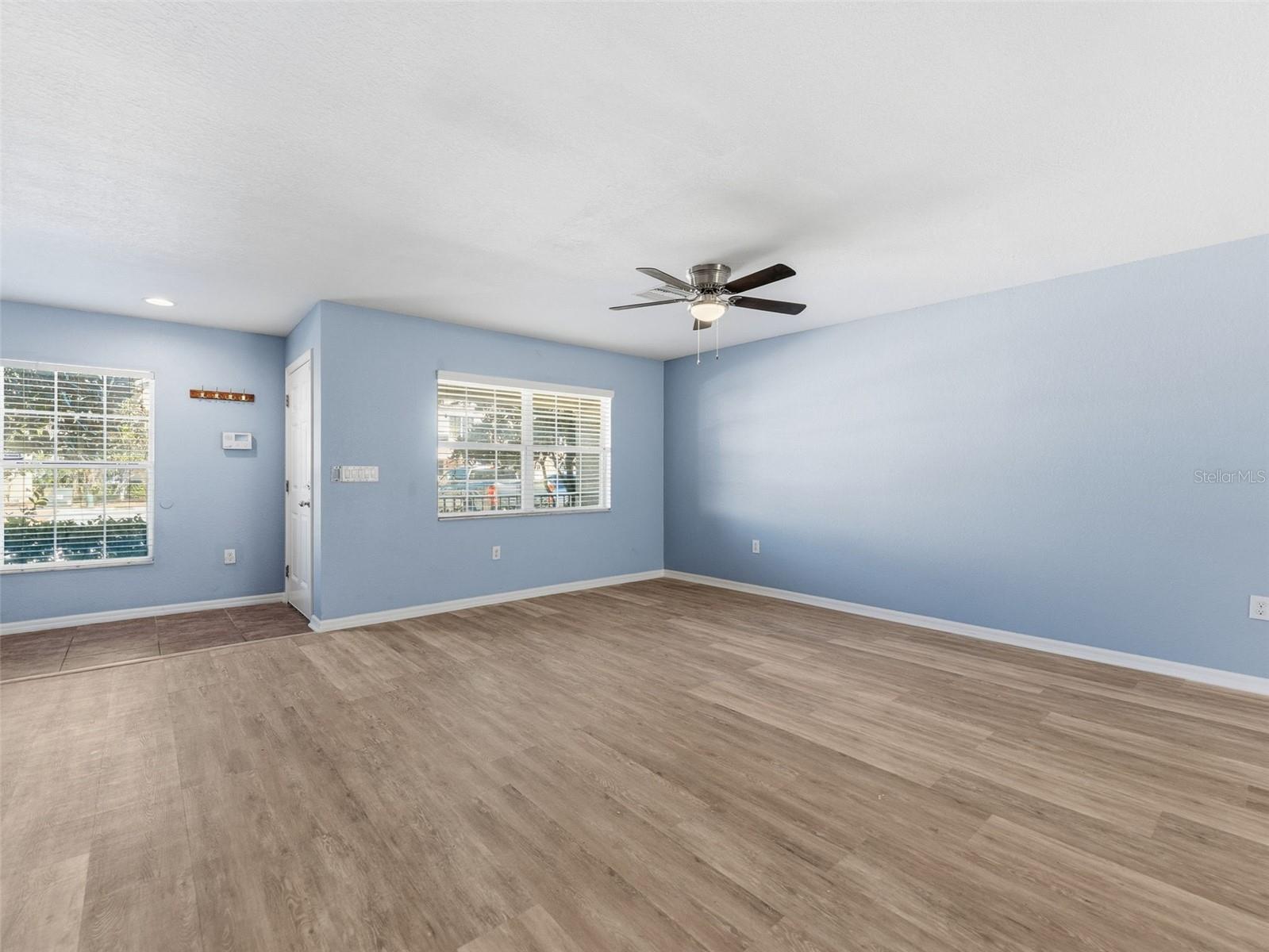 27540 DESERT WILLOW WAY