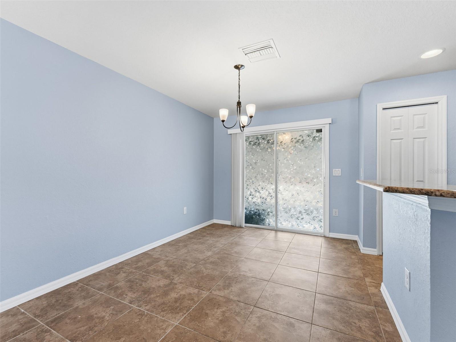 27540 DESERT WILLOW WAY