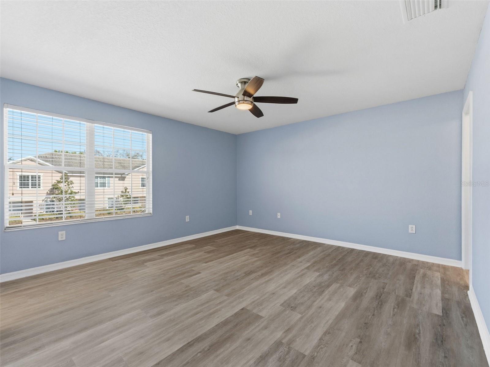 27540 DESERT WILLOW WAY