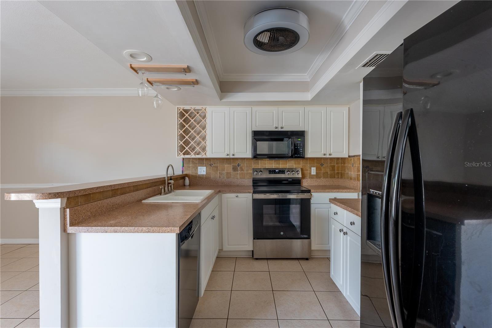 6860 WHITMAN CT #32B