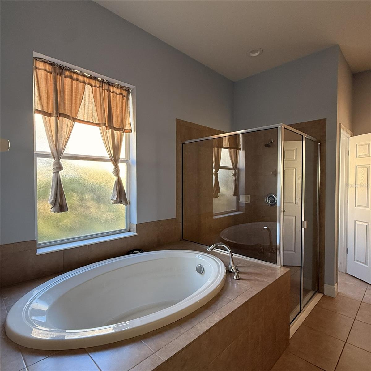 3654 SUMMERWIND CIR