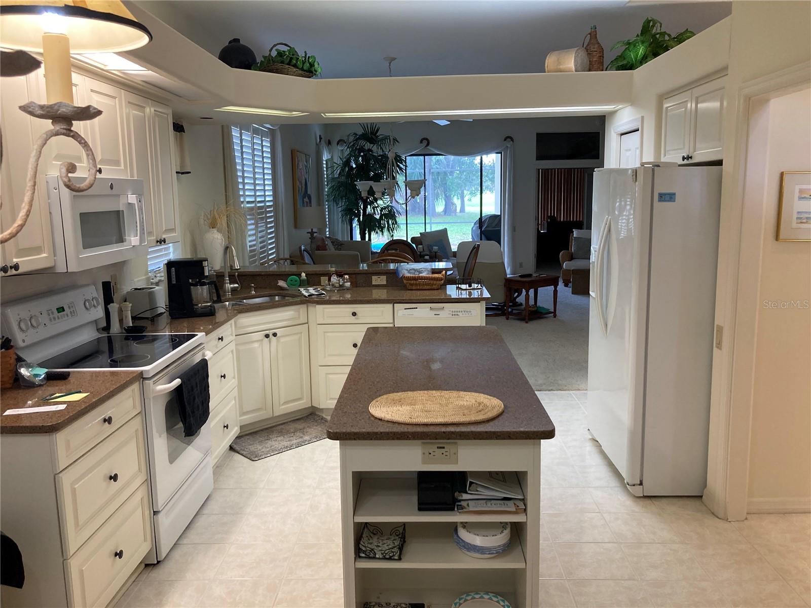 9029 PENELOPE DR