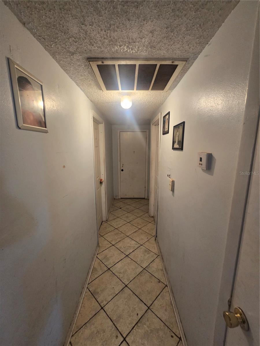 3016 FLETCHER AVE