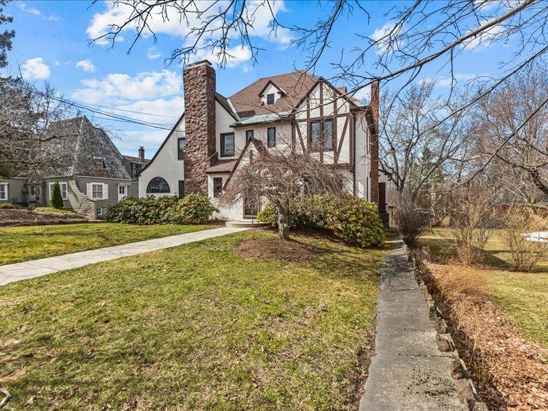 261 South Prospect Street