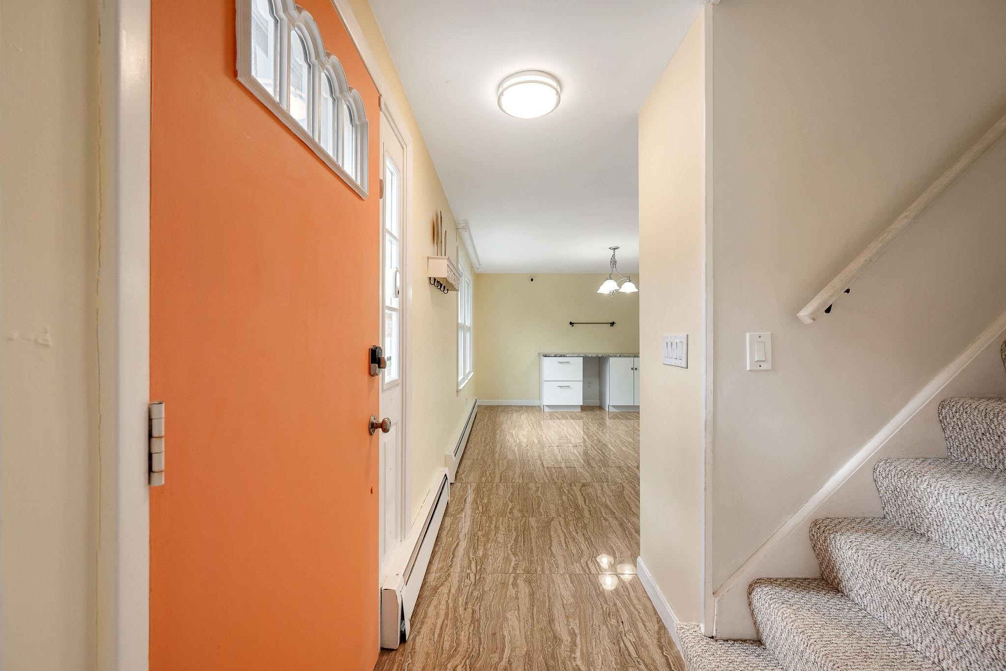 166 Lakeview Drive