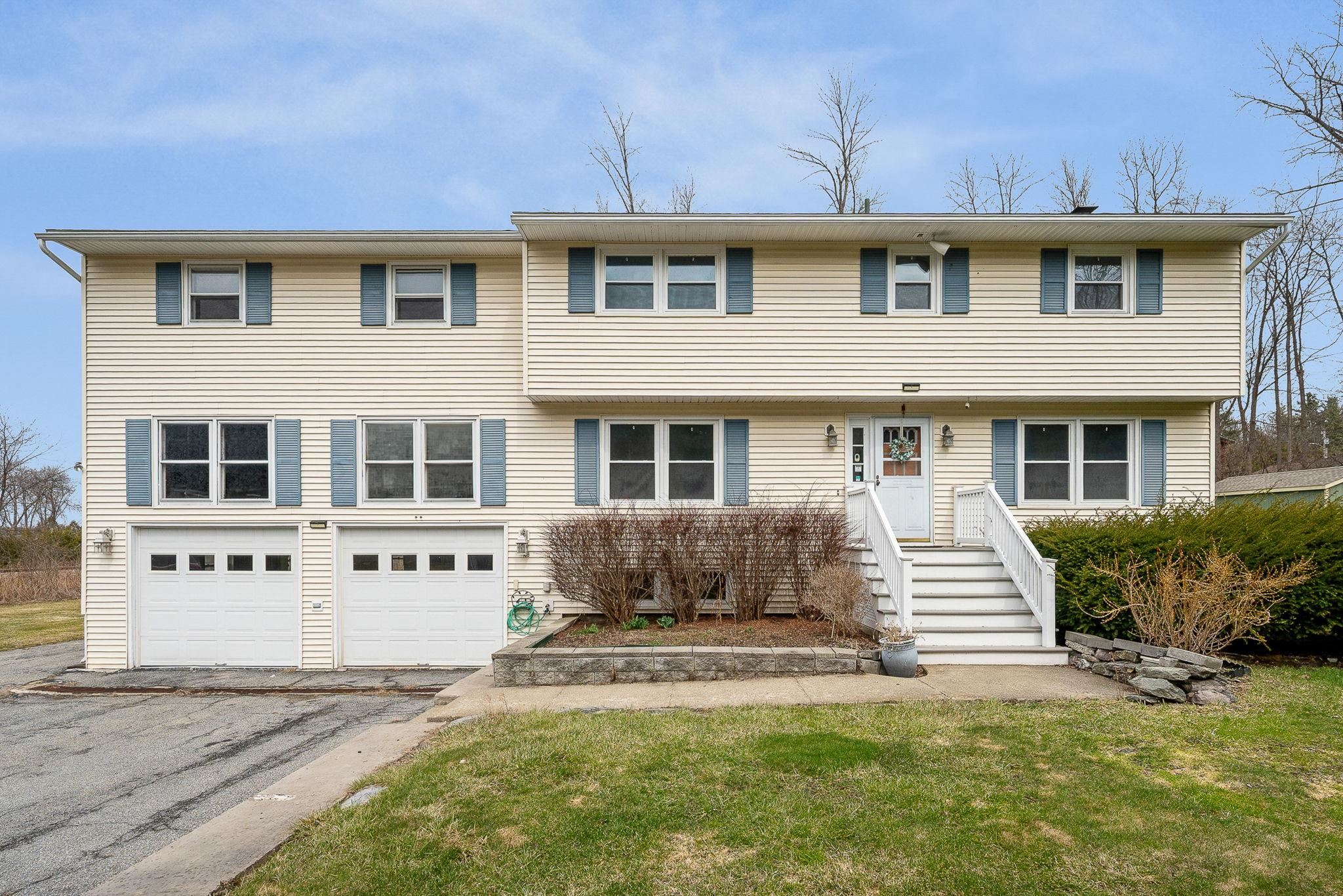 166 Lakeview Drive