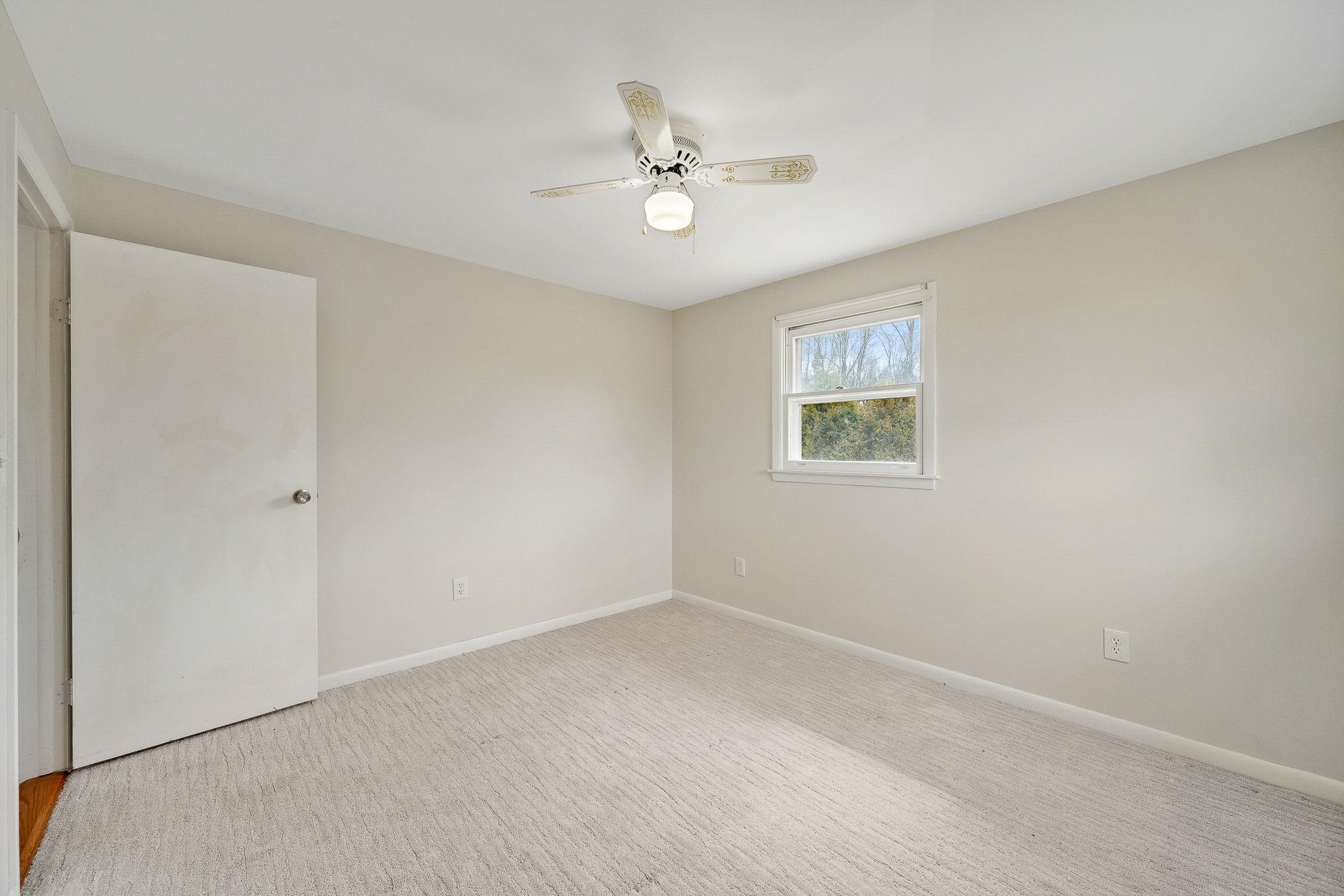 166 Lakeview Drive