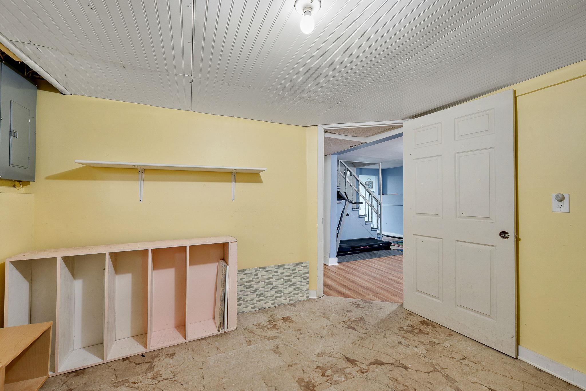 166 Lakeview Drive