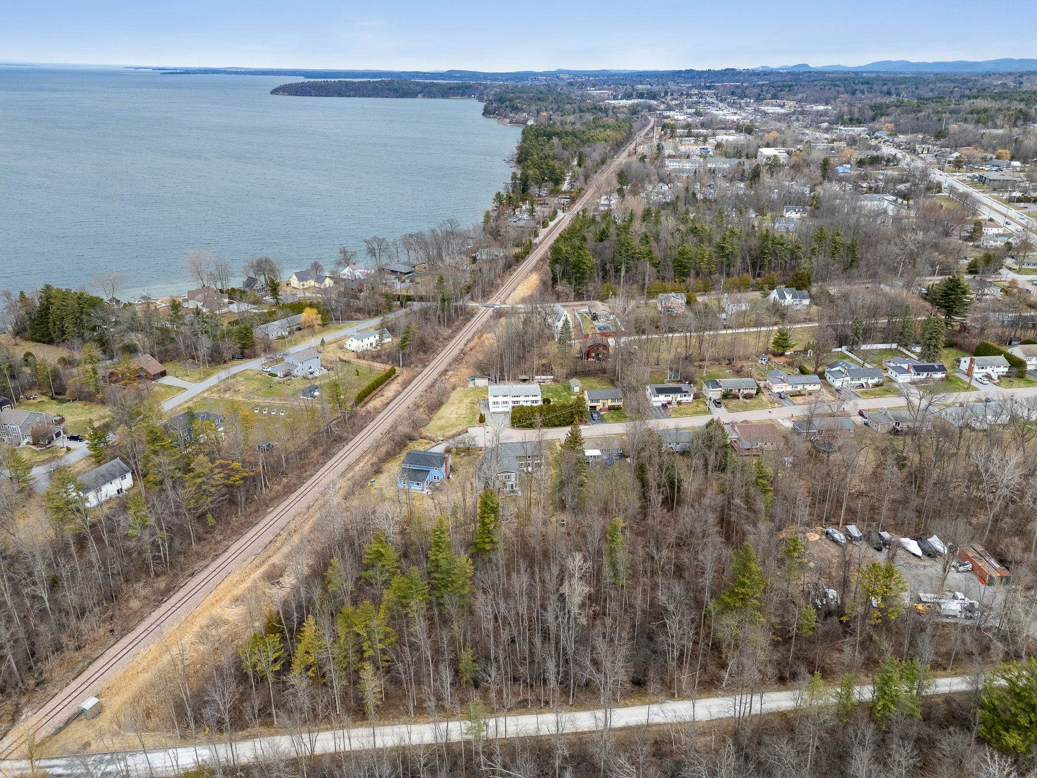 166 Lakeview Drive