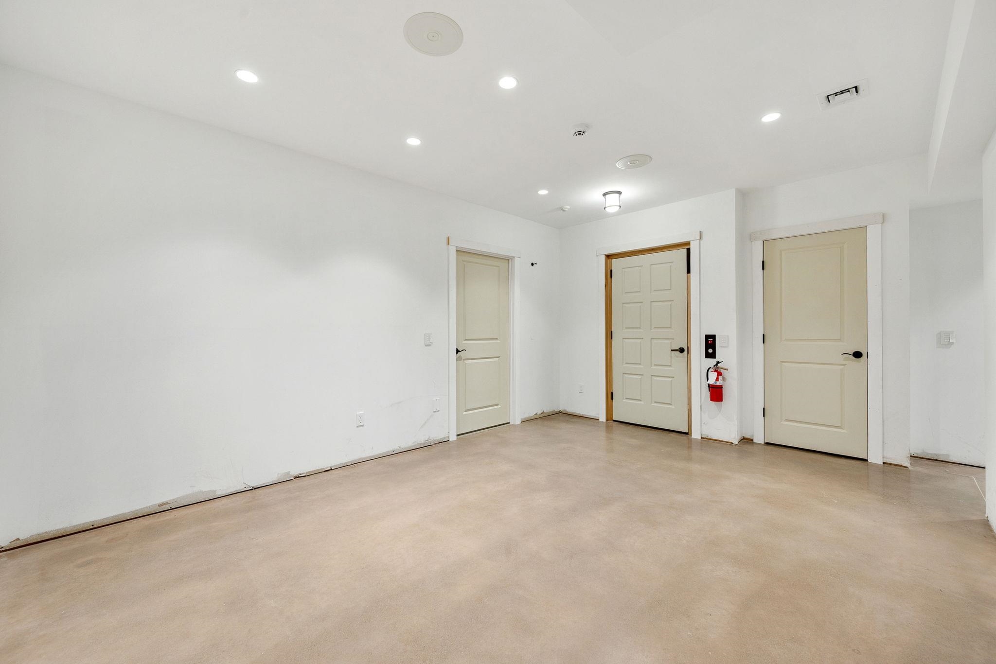 225 Midland Avenue
