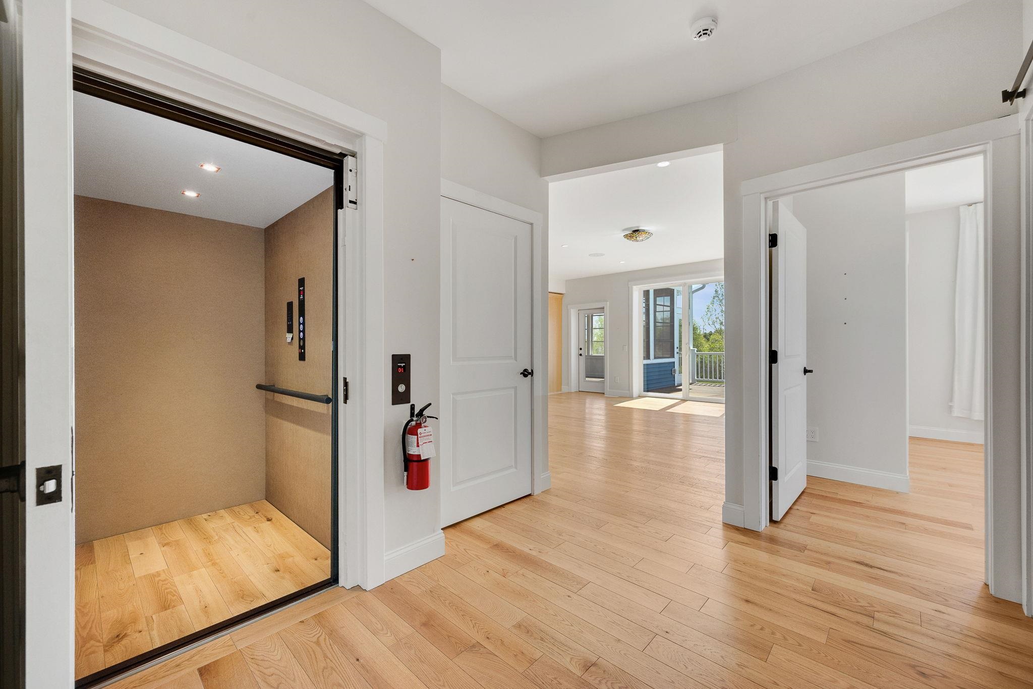 225 Midland Avenue