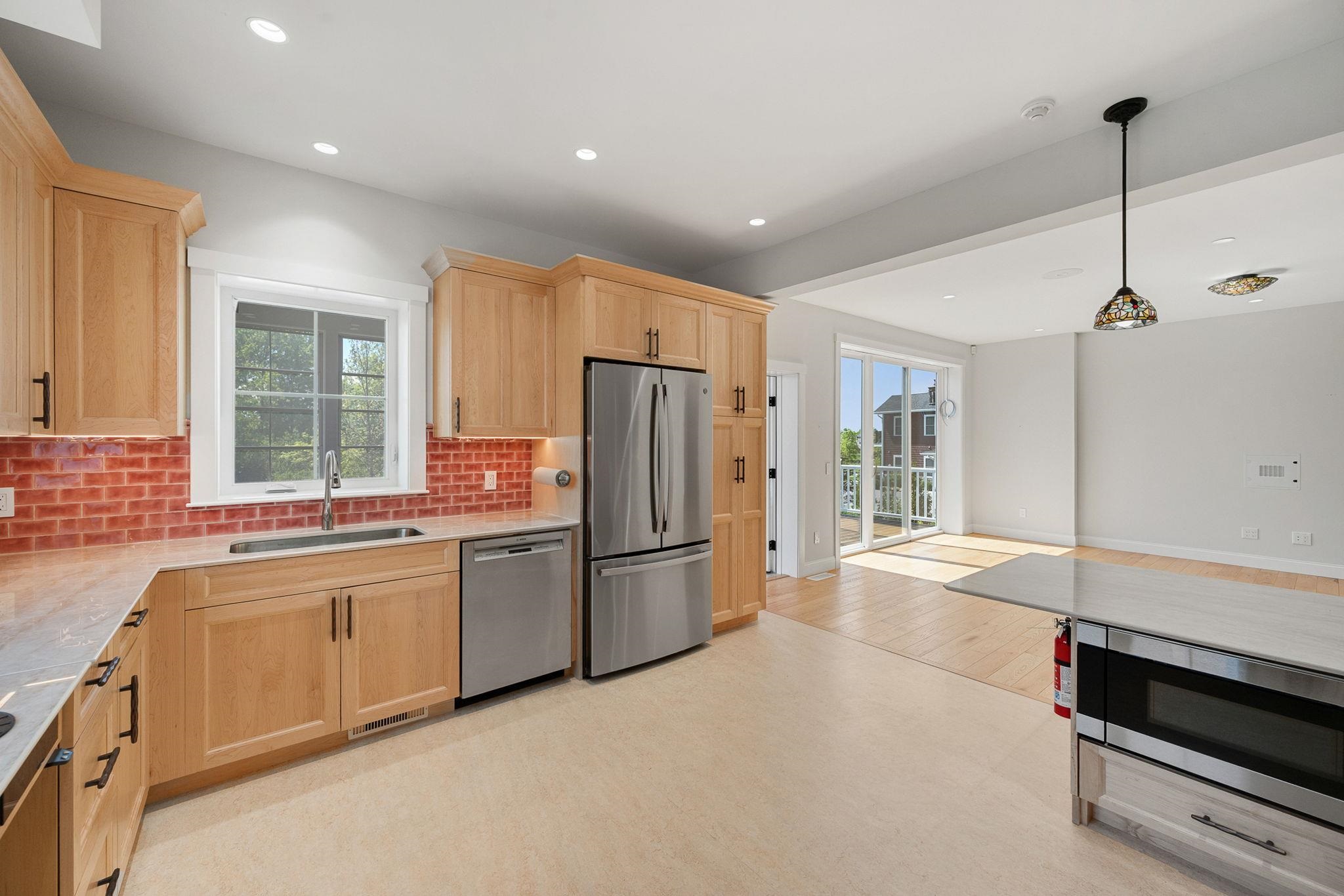 225 Midland Avenue