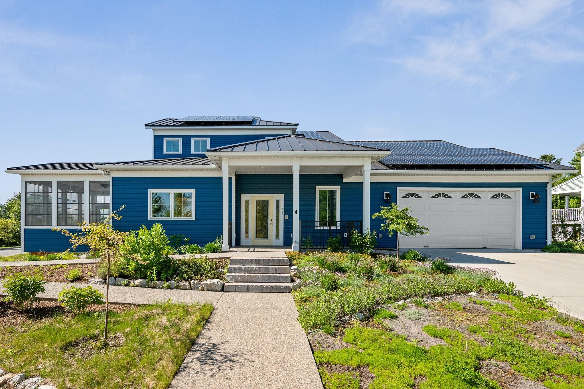 225 Midland Avenue