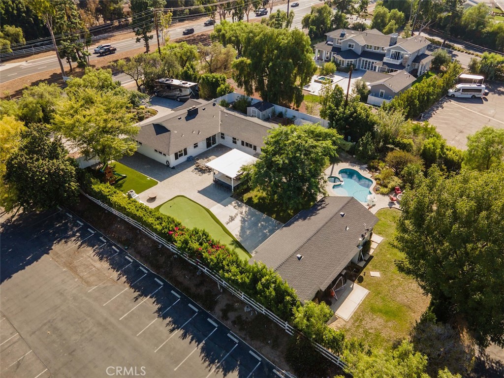 2255 Palos Verdes Drive N