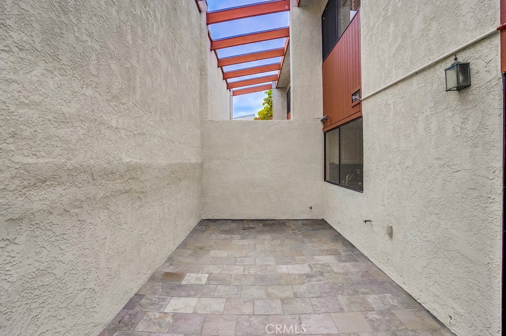 2113 W 25th Street 2