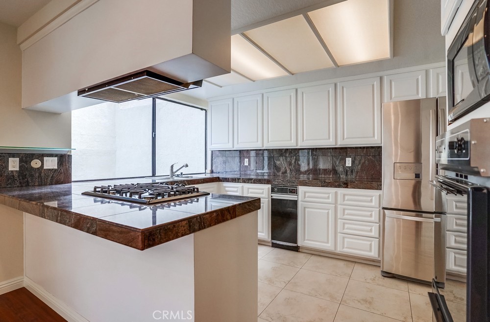 2113 W 25th Street 2