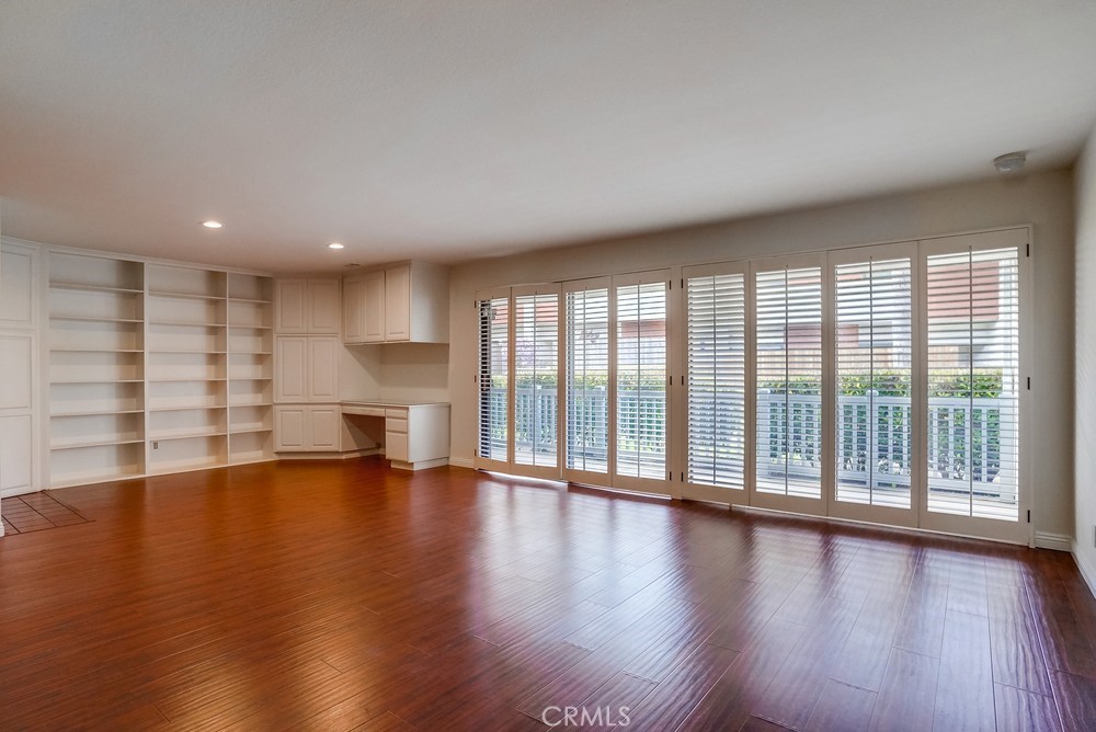 2113 W 25th Street 2
