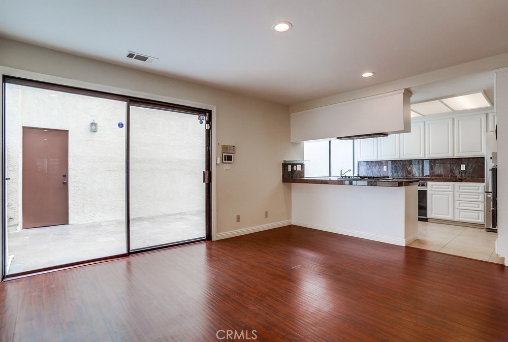 2113 W 25th Street 2