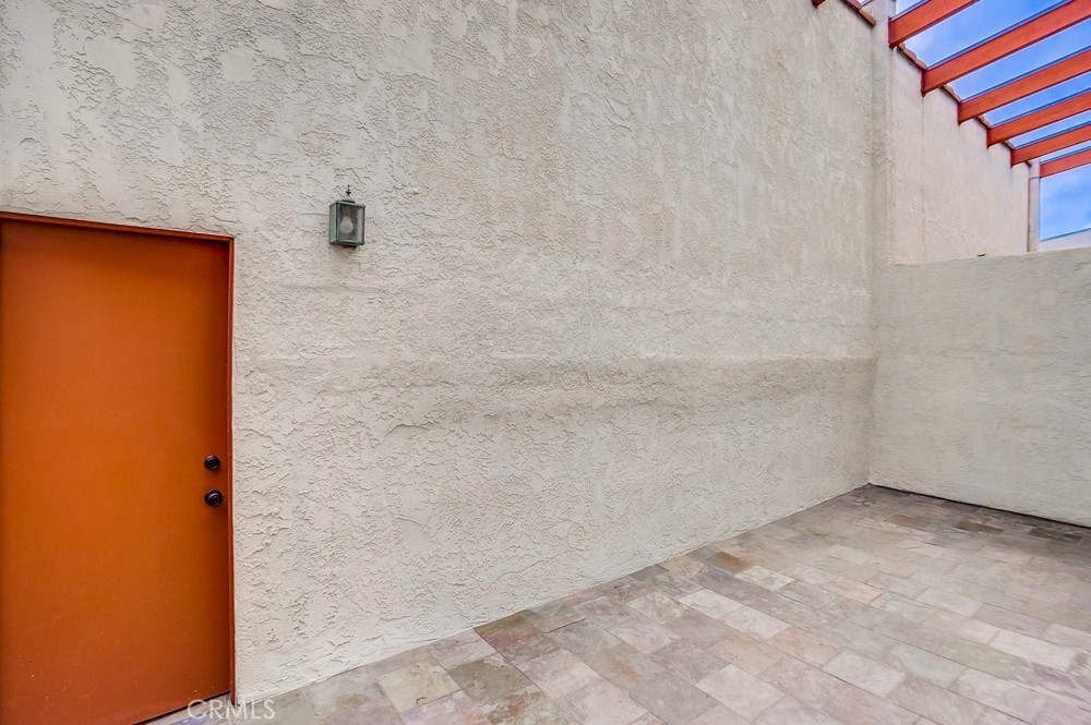 2113 W 25th Street 2