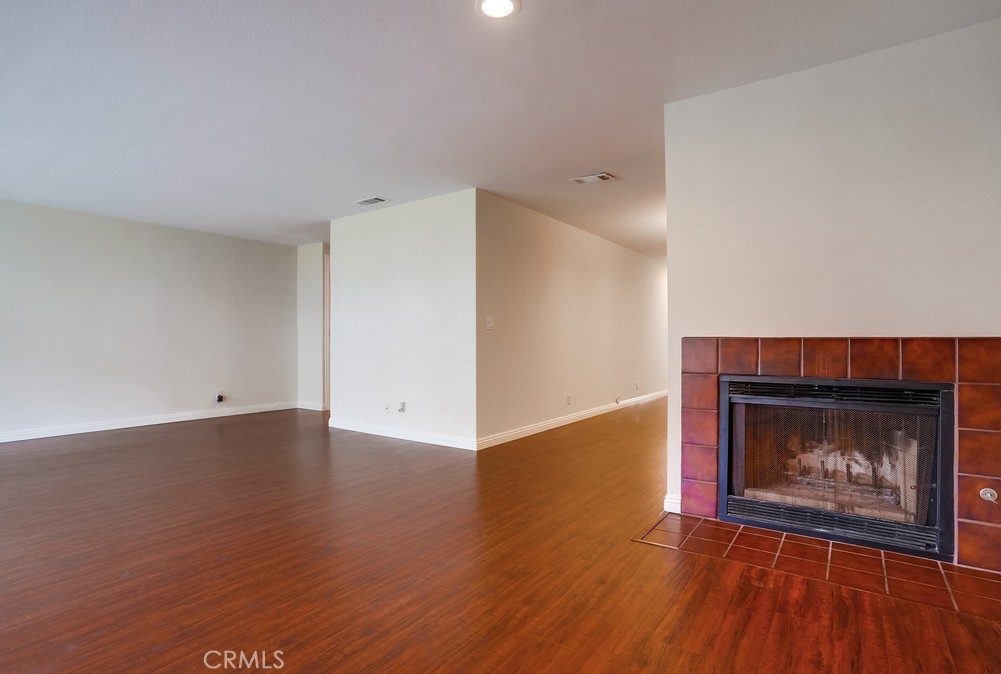 2113 W 25th Street 2