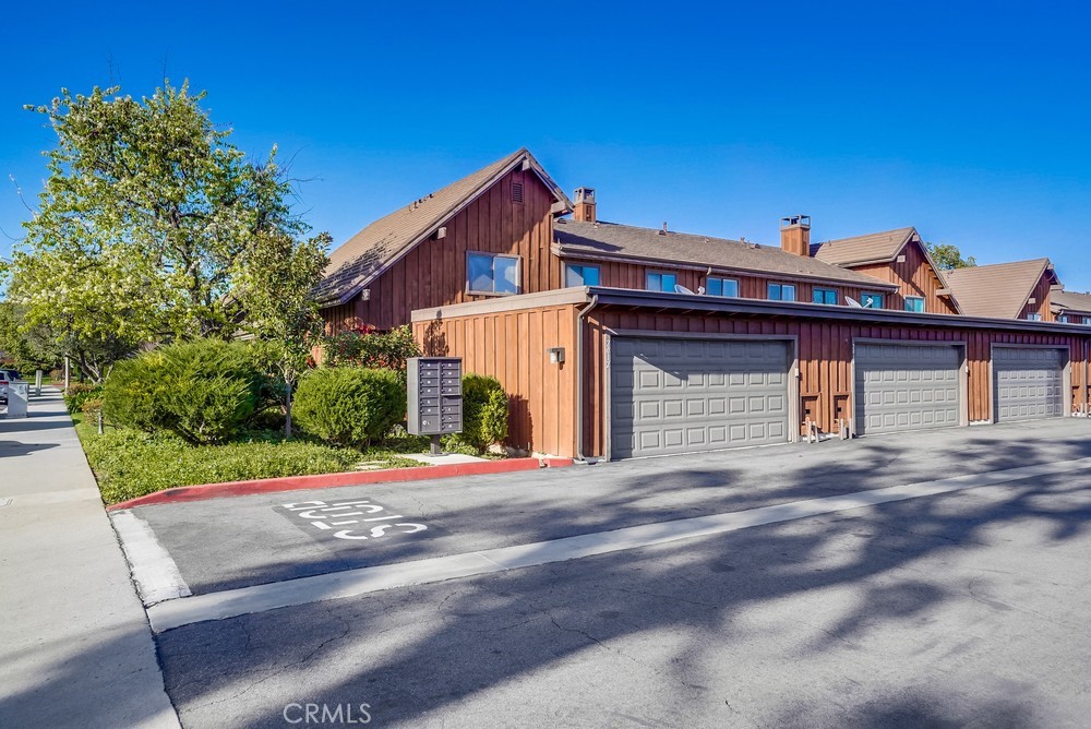 2016 Mount Shasta Drive 20