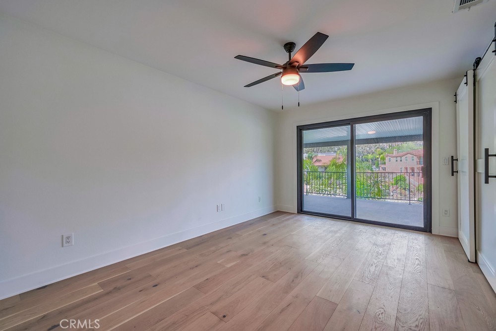 21975 Strawberry Lane