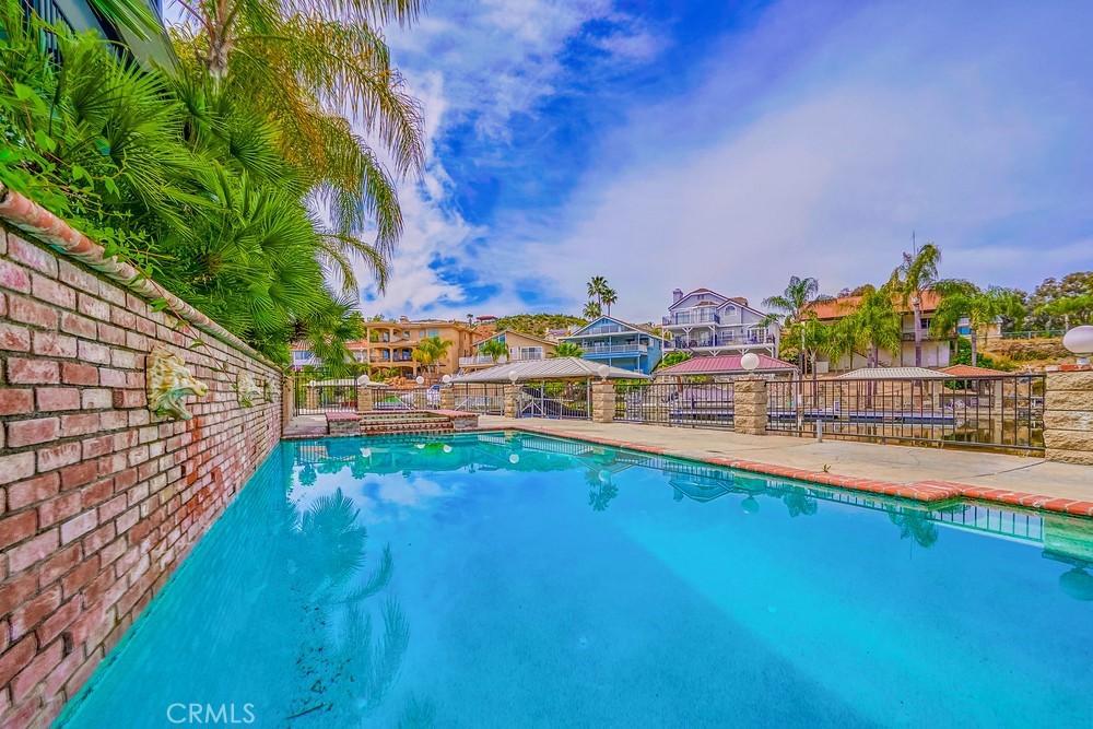 21975 Strawberry Lane