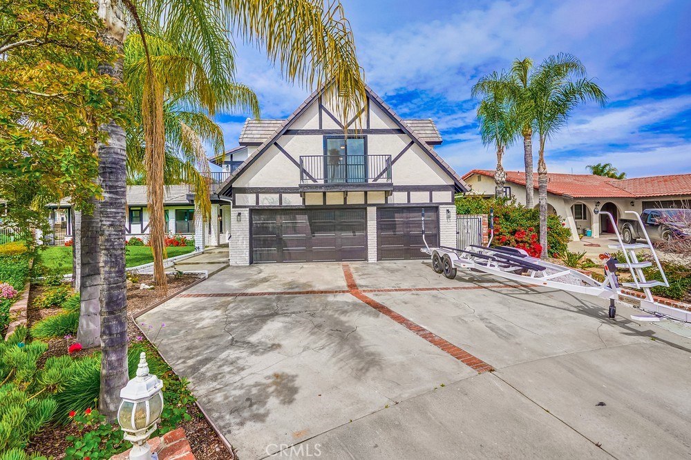 21975 Strawberry Lane