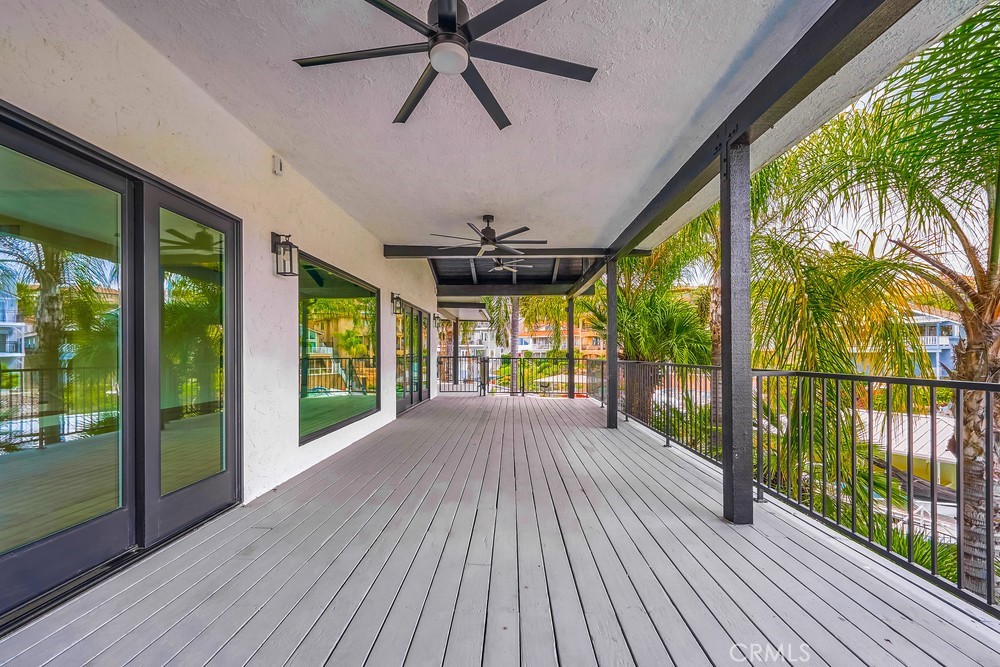 21975 Strawberry Lane