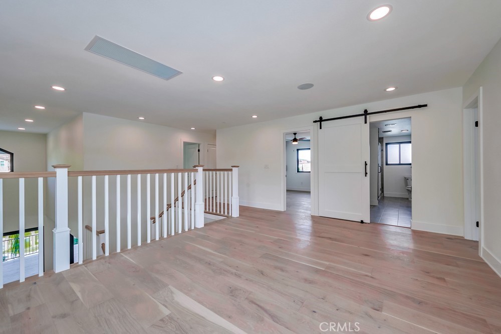 21975 Strawberry Lane