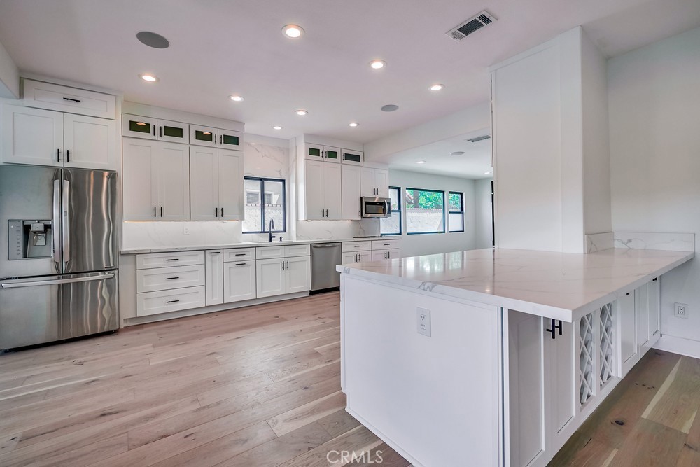 21975 Strawberry Lane