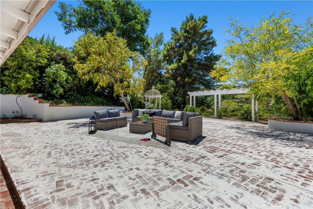 38 Chuckwagon Road