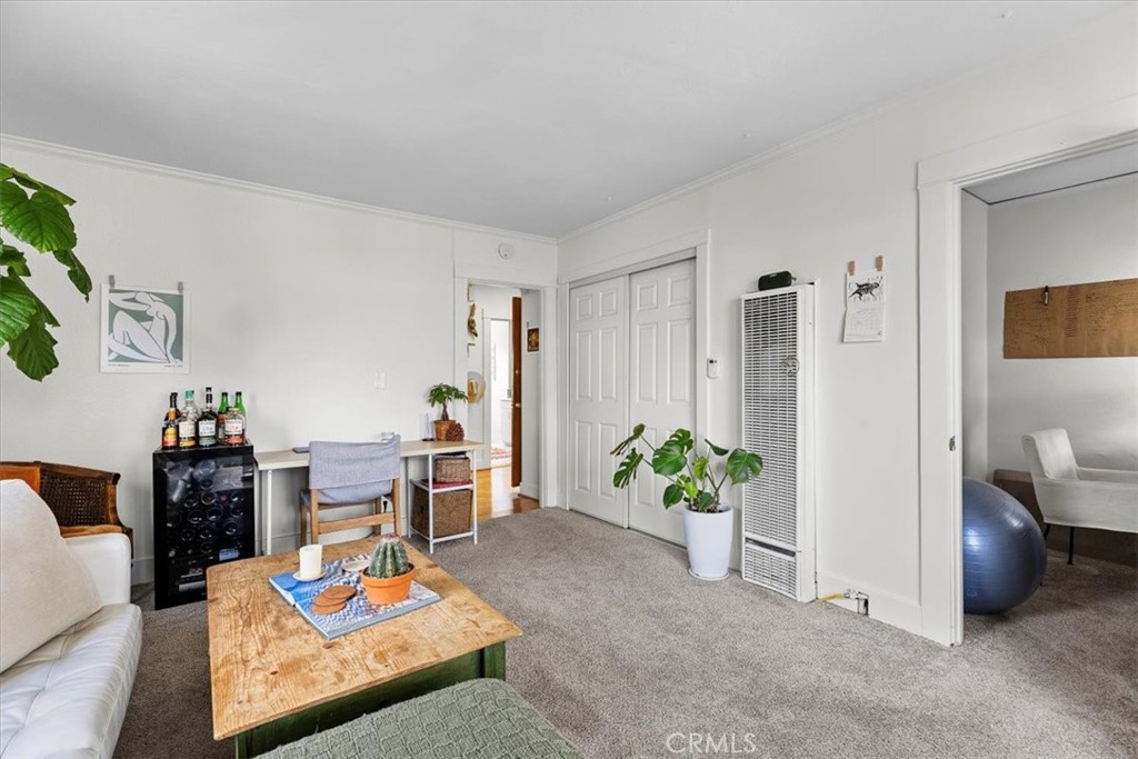 214 S Broadway