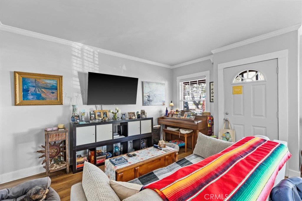 214 S Broadway