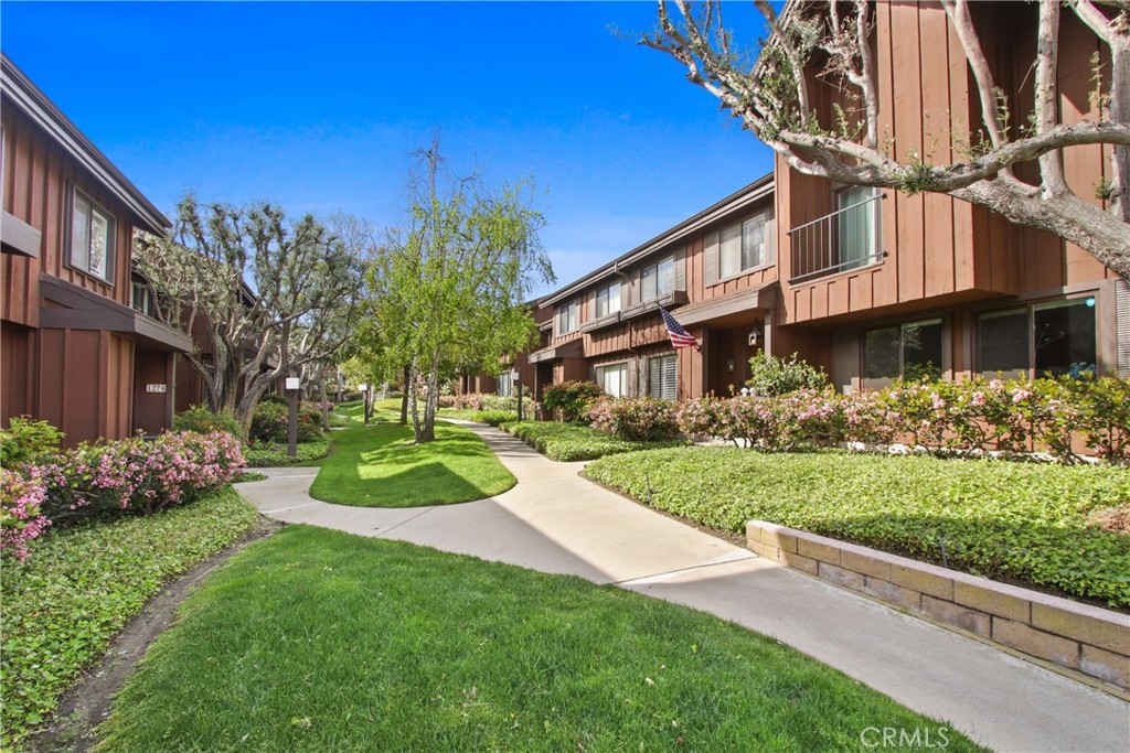 1320 Stonewood Court