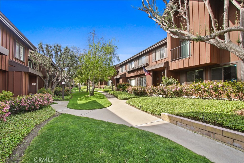 1320 Stonewood Court