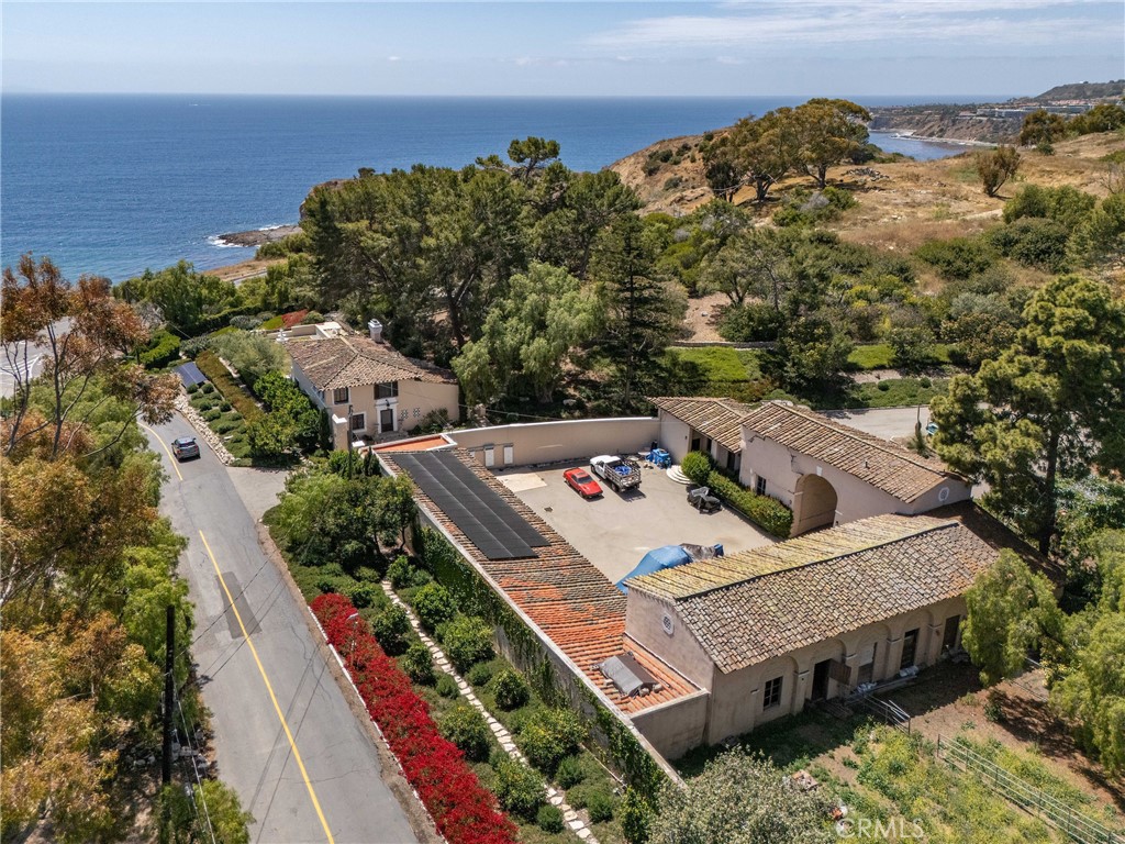 1 Peppertree Drive