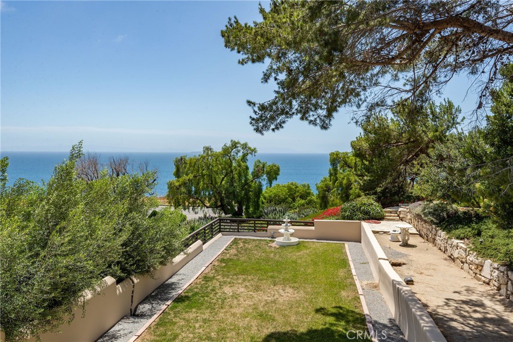 1 Peppertree Drive