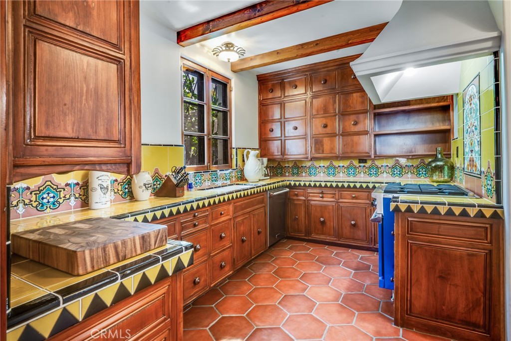1 Peppertree Drive