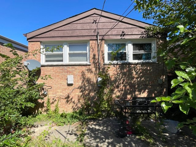 1503 W 114th Place