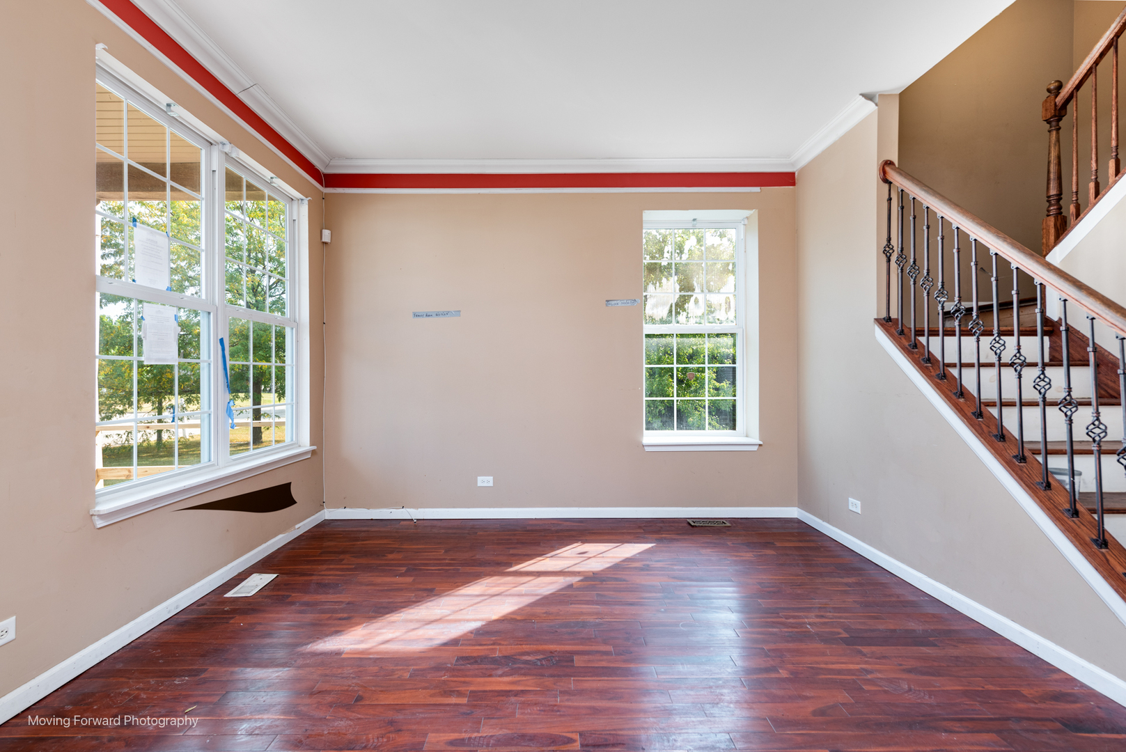 1098 Walker Court