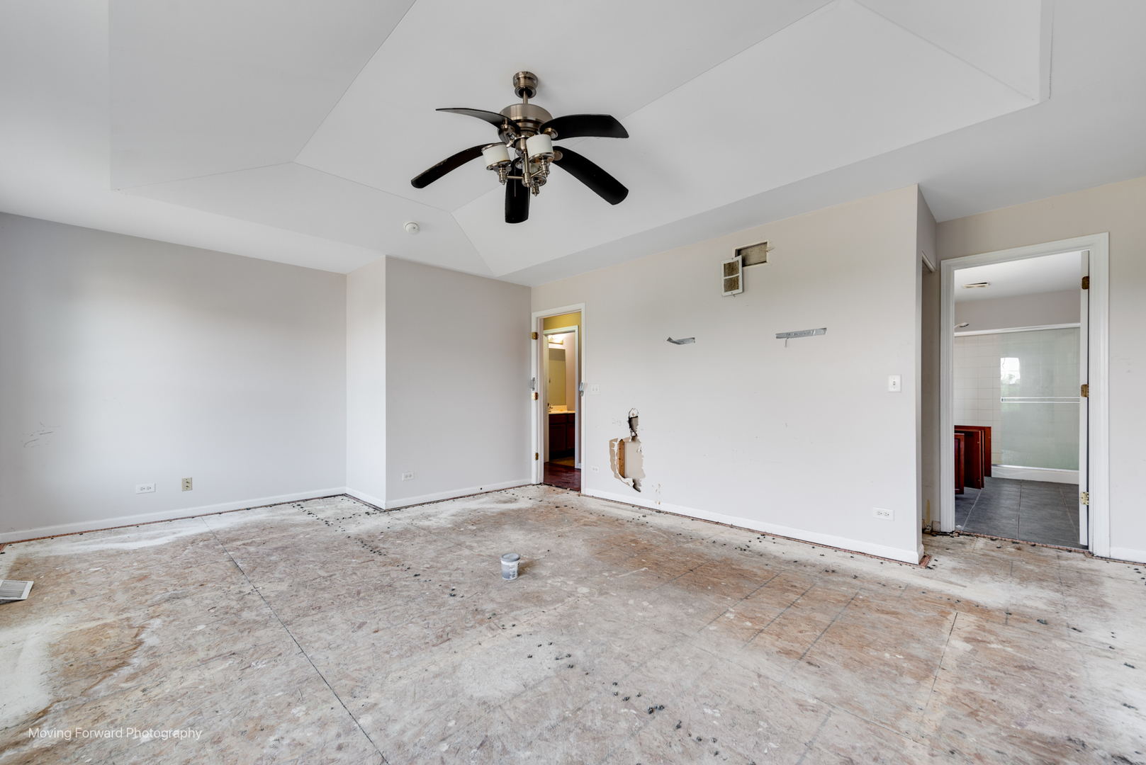 1098 Walker Court